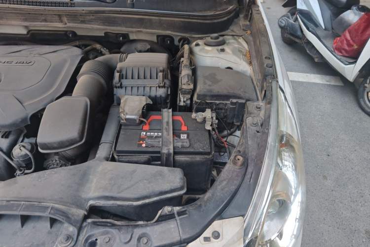 Used Hyundai Sonata 2013 2.0L Automatic Supreme Edition Engine Bay Left