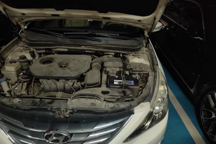 Used Hyundai Sonata 2013 2.0L Automatic Luxury Edition Engine Bay Left