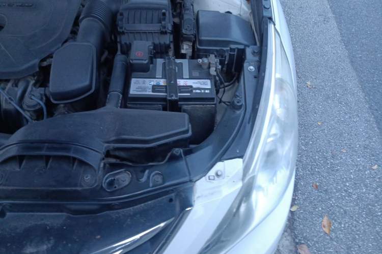Used Hyundai Sonata 2013 2.0L Automatic Leading Edition Engine Bay Left