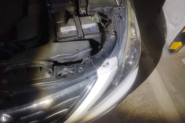 Used Hyundai Sonata 2013 2.0L Automatic Luxury Edition Engine Bay Left