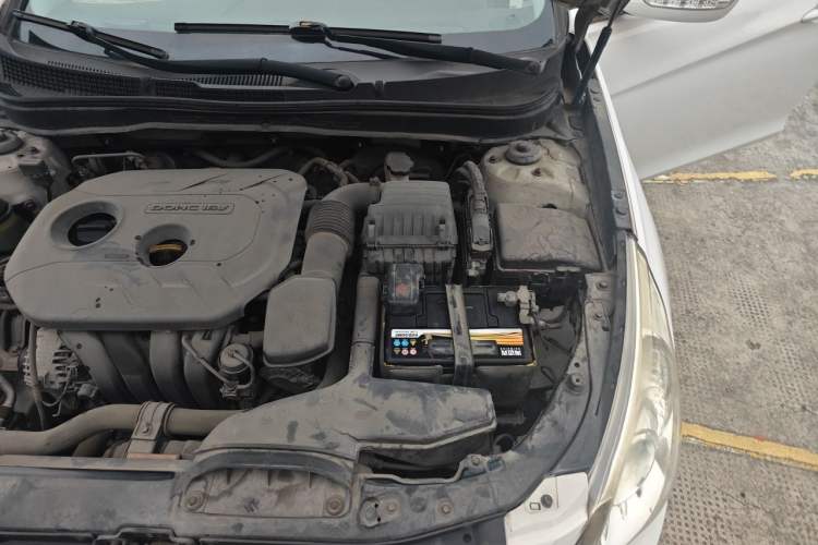 Used Hyundai Sonata 2013 2.0L Automatic Leading Edition Engine Bay Left