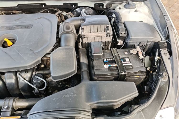 Used Hyundai Sonata 2013 2.0L Automatic Luxury Edition Engine Bay Left