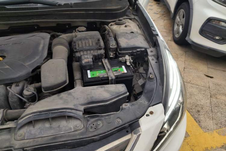 Used Hyundai Sonata 2013 2.0L Automatic Luxury Edition Engine Bay Left