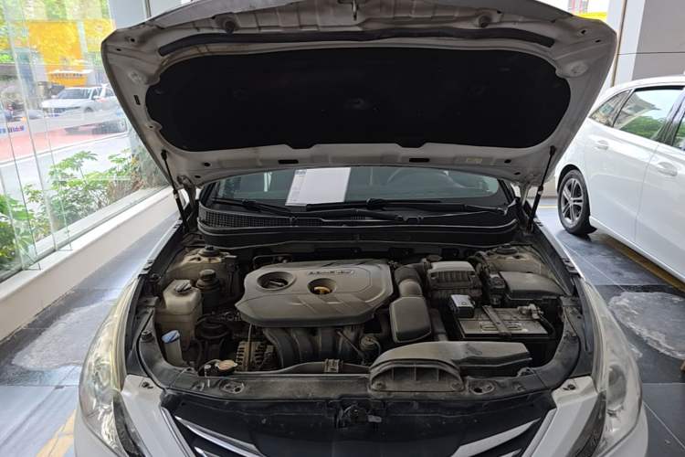 Used Hyundai Sonata 2013 2.0L Automatic Fashion Edition Engine Bay