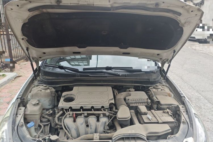 Used Hyundai Sonata 2013 2.4L Automatic Leading Edition China IV Standard Engine Bay