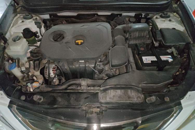 Used Hyundai Sonata 2013 2.0L Automatic Fashion Edition Engine Bay