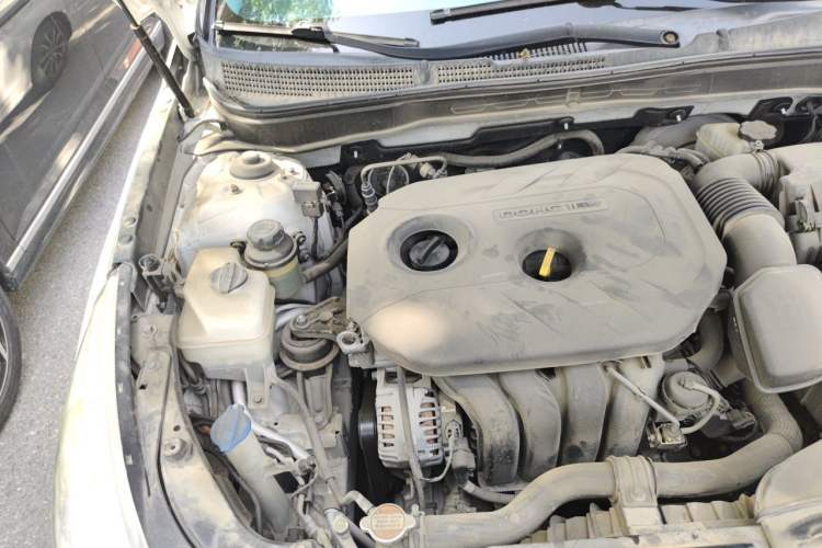 Used Hyundai Sonata 2013 2.0L Automatic Prestige Edition Engine Bay Right