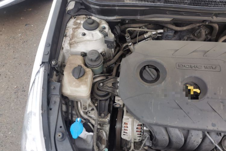 Used Hyundai Sonata 2013 2.0L Automatic Fashion Edition Engine Bay Right