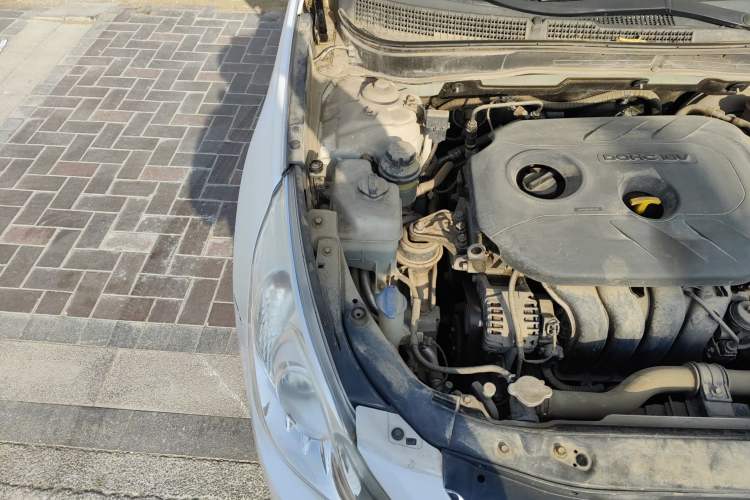 Used Hyundai Sonata 2013 2.0L Automatic Fashion Edition Engine Bay Right