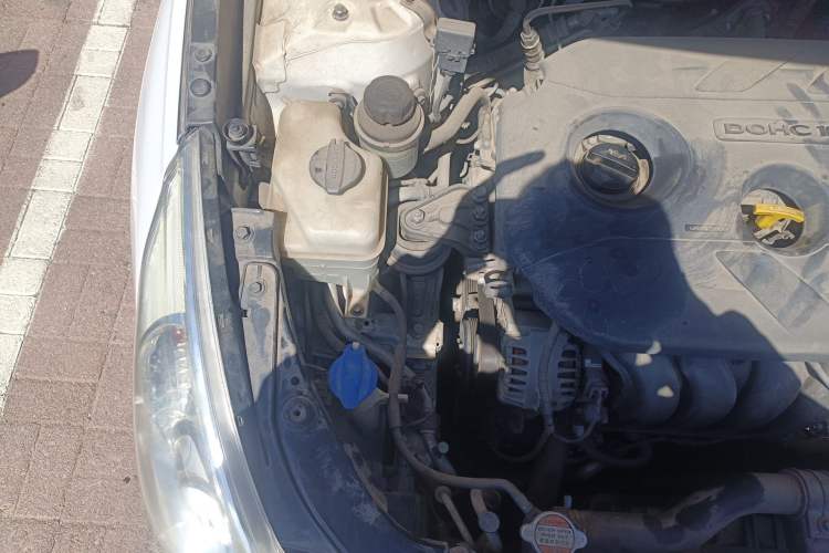 Used Hyundai Sonata 2013 2.0L Automatic Luxury Edition Engine Bay Right
