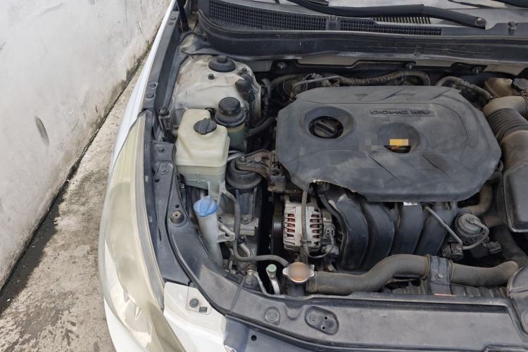 Used Hyundai Sonata 2013 2.0L Automatic Fashion Edition Engine Bay Right