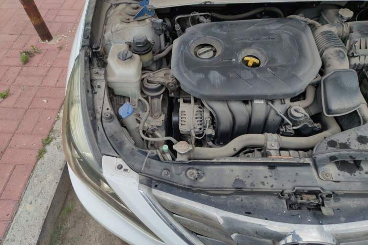Used Hyundai Sonata 2013 2.0L Automatic Fashion Edition Engine Bay Right