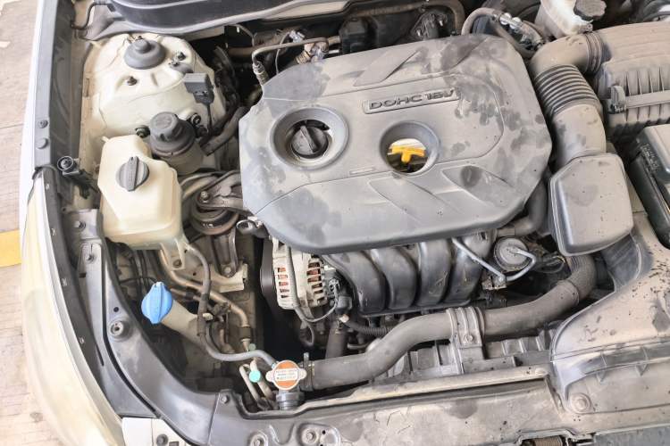 Used Hyundai Sonata 2013 2.0L Automatic Leading Edition Engine Bay Right
