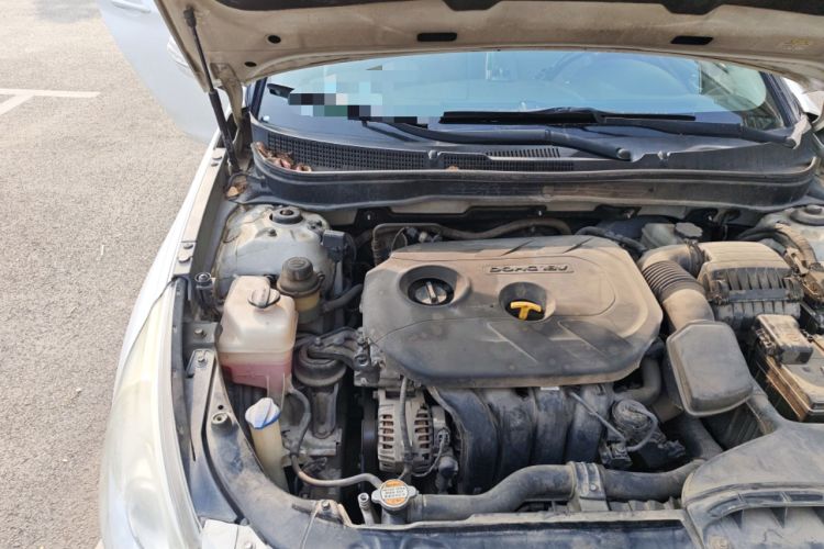 Used Hyundai Sonata 2013 2.0L Automatic Leading Edition Engine Bay Right