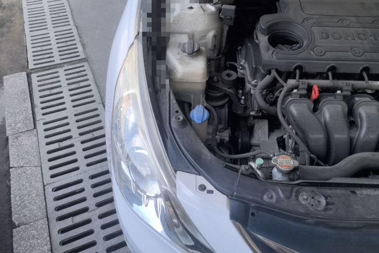 Used Hyundai Sonata 2013 2.4L Automatic Leading Edition China IV Standard Engine Bay Right