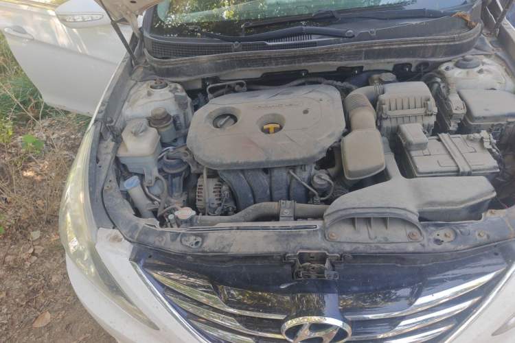 Used Hyundai Sonata 2013 2.0L Automatic Fashion Edition Engine Bay Right