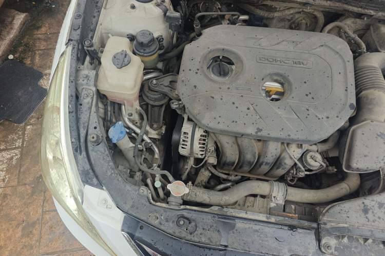Used Hyundai Sonata 2013 2.0L Automatic Luxury Edition Engine Bay Right