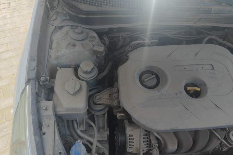 Used Hyundai Sonata 2013 2.0L Automatic Luxury Edition Engine Bay Right