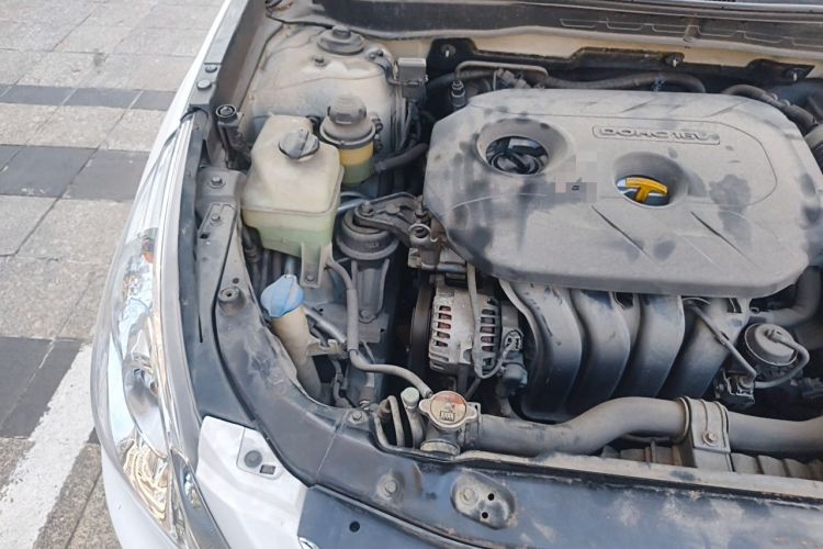 Used Hyundai Sonata 2013 2.0L Automatic Luxury Edition Engine Bay Right