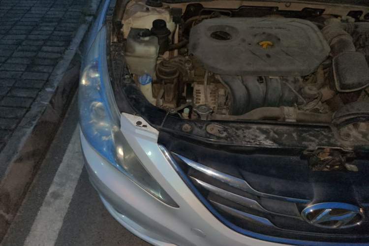 Used Hyundai Sonata 2013 2.0L Automatic Prestige Edition Engine Bay Right