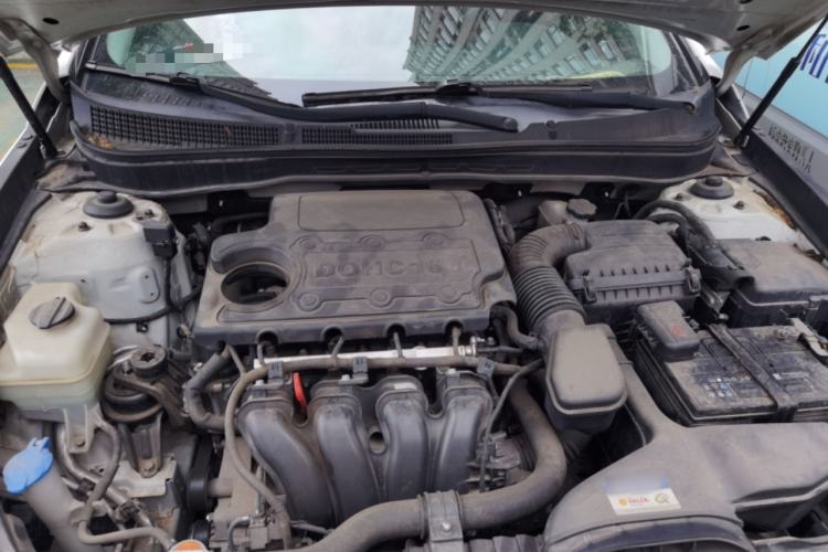 Used Hyundai Sonata 2013 2.4L Automatic Leading Edition China IV Standard Engine Bay