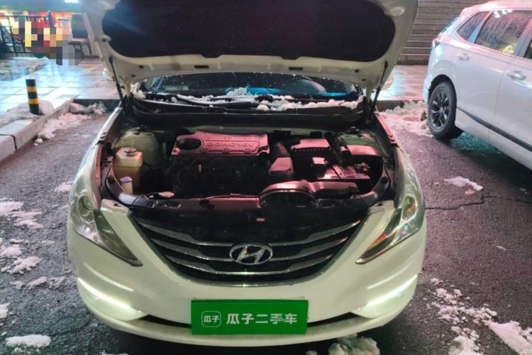 Used Hyundai Sonata 2013 2.4L Automatic Leading Edition China IV Standard Engine Bay