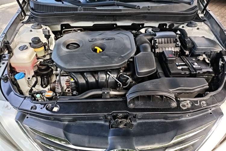 Used Hyundai Sonata 2013 2.0L Automatic Luxury Edition Engine Bay