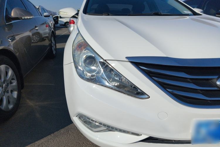 Used Hyundai Sonata 2013 2.4L Automatic Leading Edition China IV Standard Exterior 2
