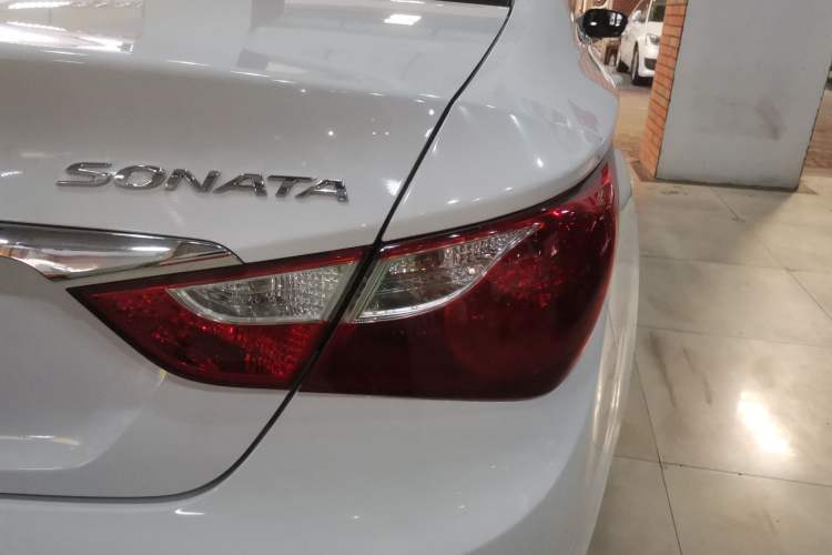 Used Hyundai Sonata 2013 2.0L Automatic Leading Edition Exterior 3