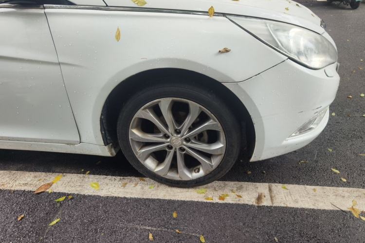 Used Hyundai Sonata 2013 2.4L Automatic Luxury Version China IV Standard Exterior 7