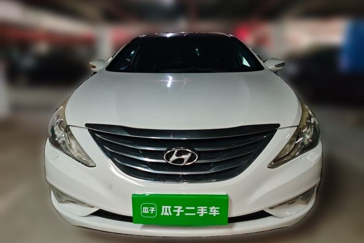 Used Hyundai Sonata 2013 2.4L Automatic Luxury Version China IV Standard Front