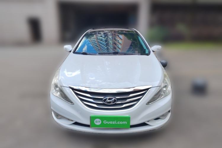 Used Hyundai Sonata 2013 2.4L Automatic Top-Grade Version China IV Standard Front