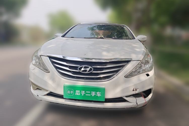 Used Hyundai Sonata 2013 2.4L Automatic Luxury Version China IV Standard Front