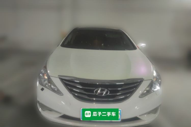 Used Hyundai Sonata 2013 2.4L Automatic Top-Grade Version China IV Standard Front
