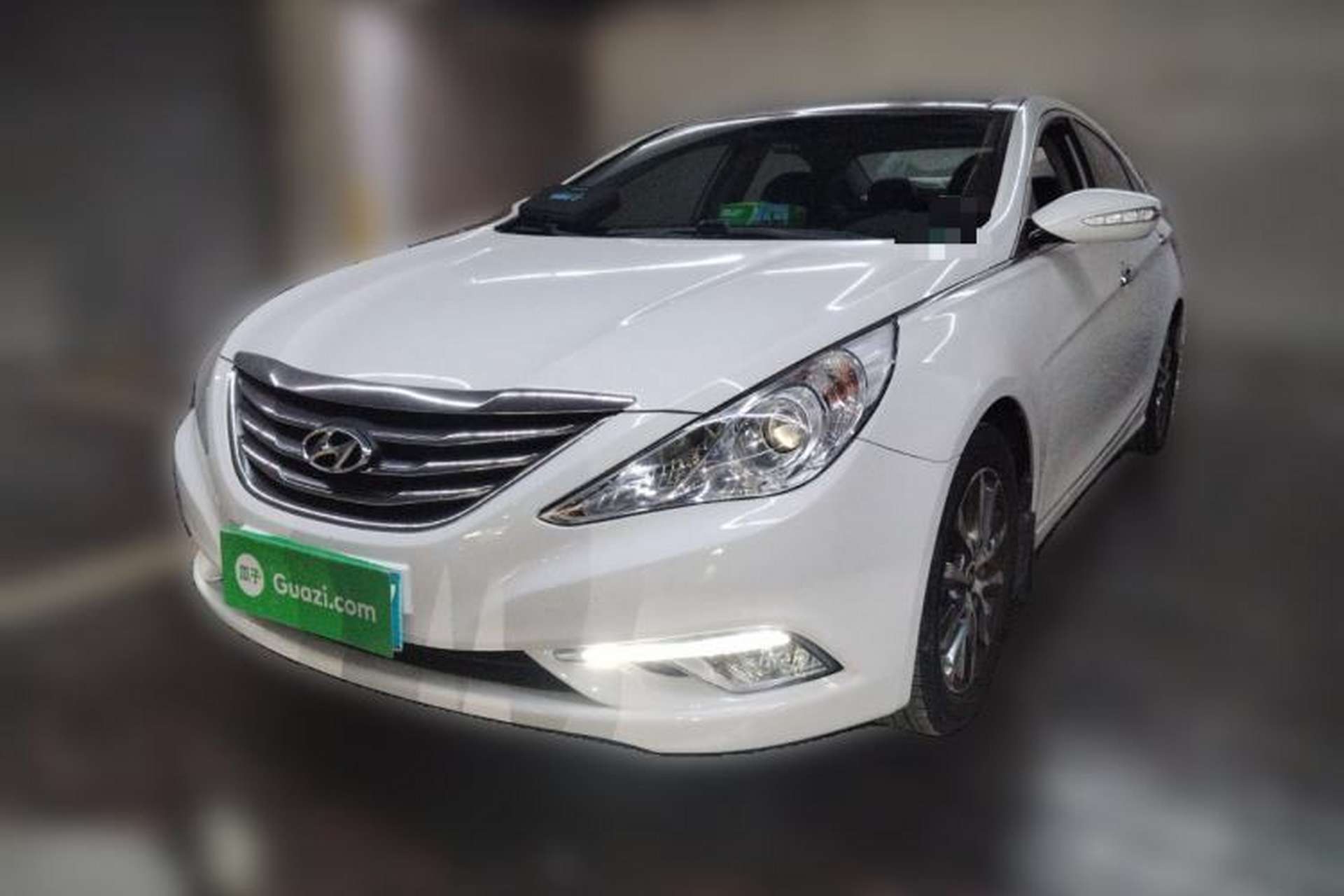 Used Hyundai Sonata 2013 2.0L Automatic Luxury Edition Front Left 45 Deg