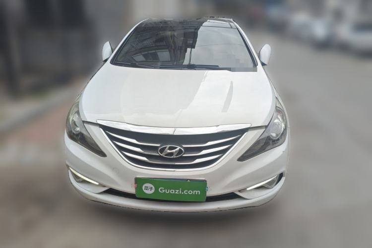 Used Hyundai Sonata 2013 2.4L Automatic Leading Edition China IV Standard Front