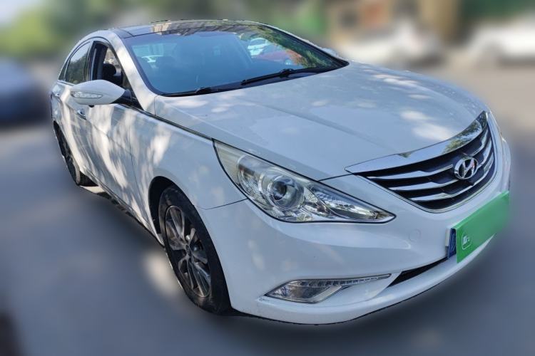 Used Hyundai Sonata 2013 2.0L Automatic Prestige Edition Front Right 45 Deg
