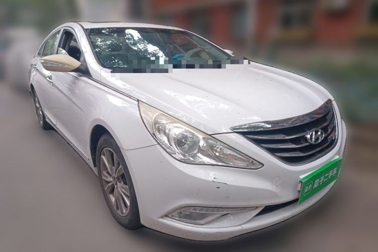 Used Hyundai Sonata 2013 2.0L Automatic Luxury Edition Front Right 45 Deg