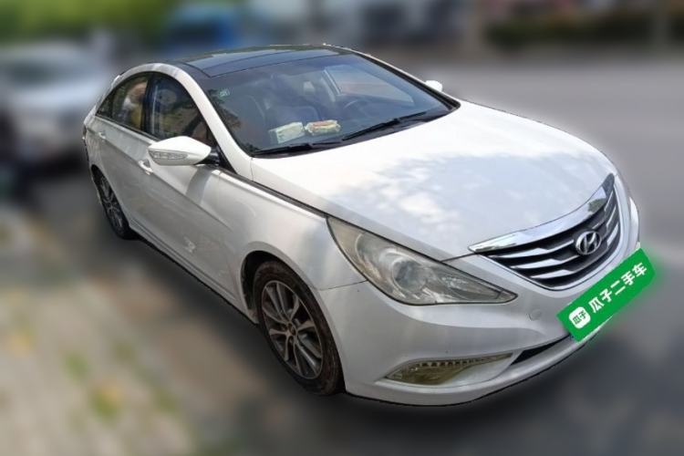 Used Hyundai Sonata 2013 2.0L Automatic Leading Edition Front Right 45 Deg