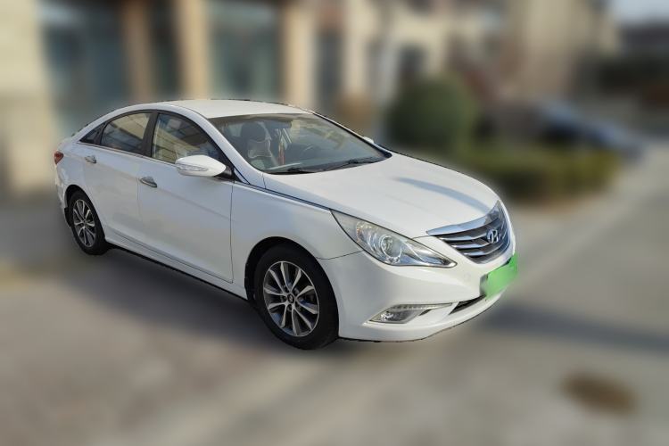 Used Hyundai Sonata 2013 2.0L Automatic Fashion Edition Front Right 45 Deg