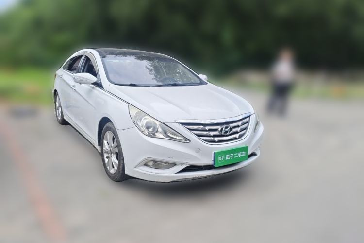 Used Hyundai Sonata 2013 2.0L Automatic Prestige Edition Front Right 45 Deg