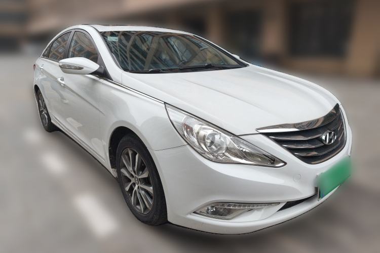 Used Hyundai Sonata 2013 2.0L Automatic Leading Edition Front Right 45 Deg