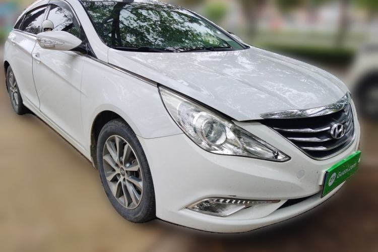 Used Hyundai Sonata 2013 2.0L Automatic Leading Edition Front Right 45 Deg
