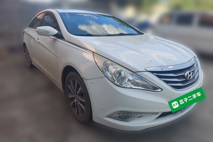 Used Hyundai Sonata 2013 2.0L Automatic Leading Edition Front Right 45 Deg