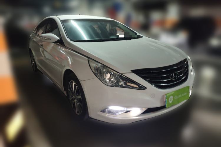 Used Hyundai Sonata 2013 2.0L Automatic Leading Edition Front Right 45 Deg