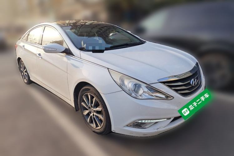 Used Hyundai Sonata 2013 2.0L Automatic Leading Edition Front Right 45 Deg