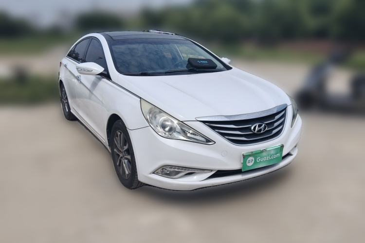 Used Hyundai Sonata 2013 2.0L Automatic Luxury Edition Front Right 45 Deg