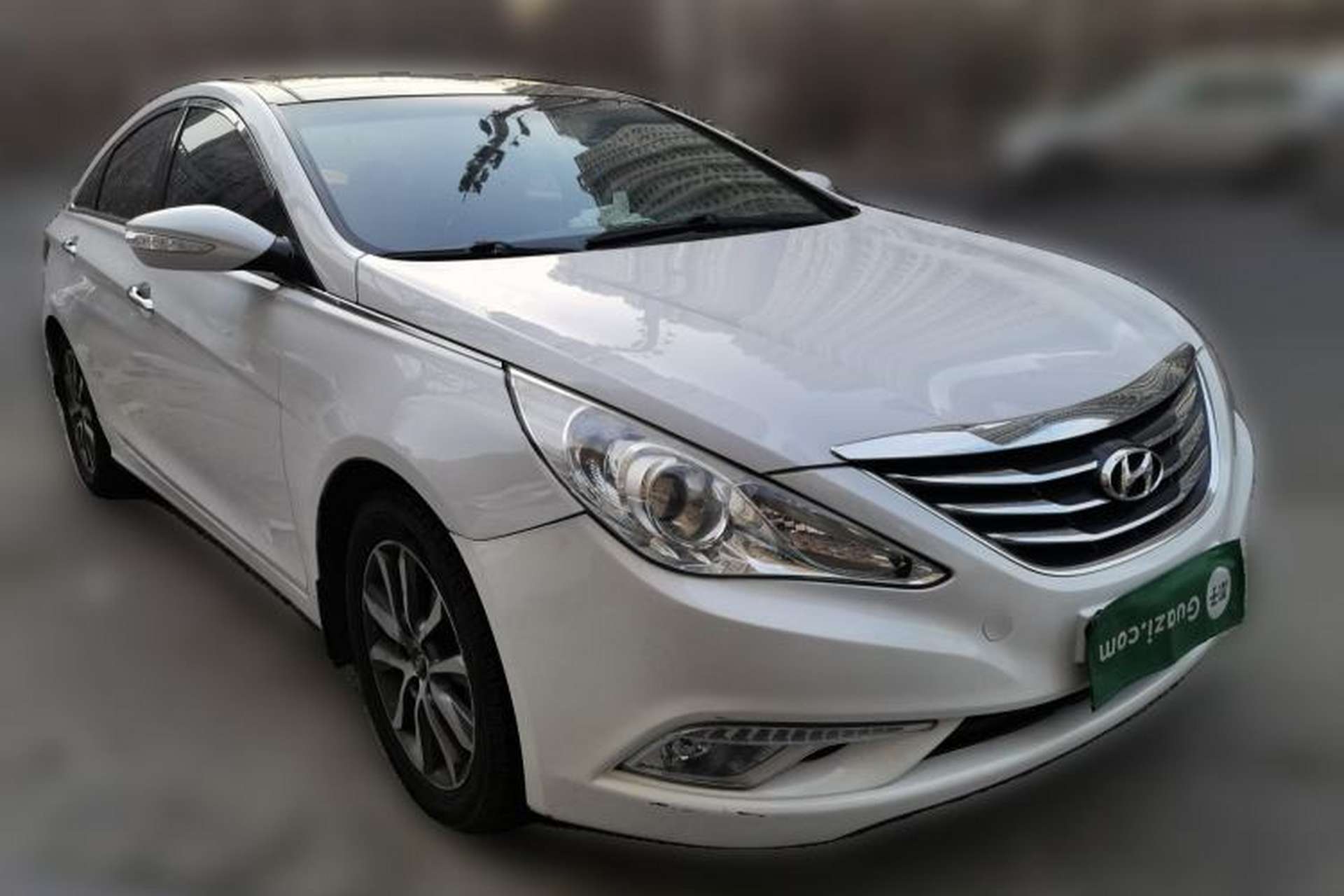 Used Hyundai Sonata 2013 2.0L Automatic Prestige Edition Front Right 45 Deg
