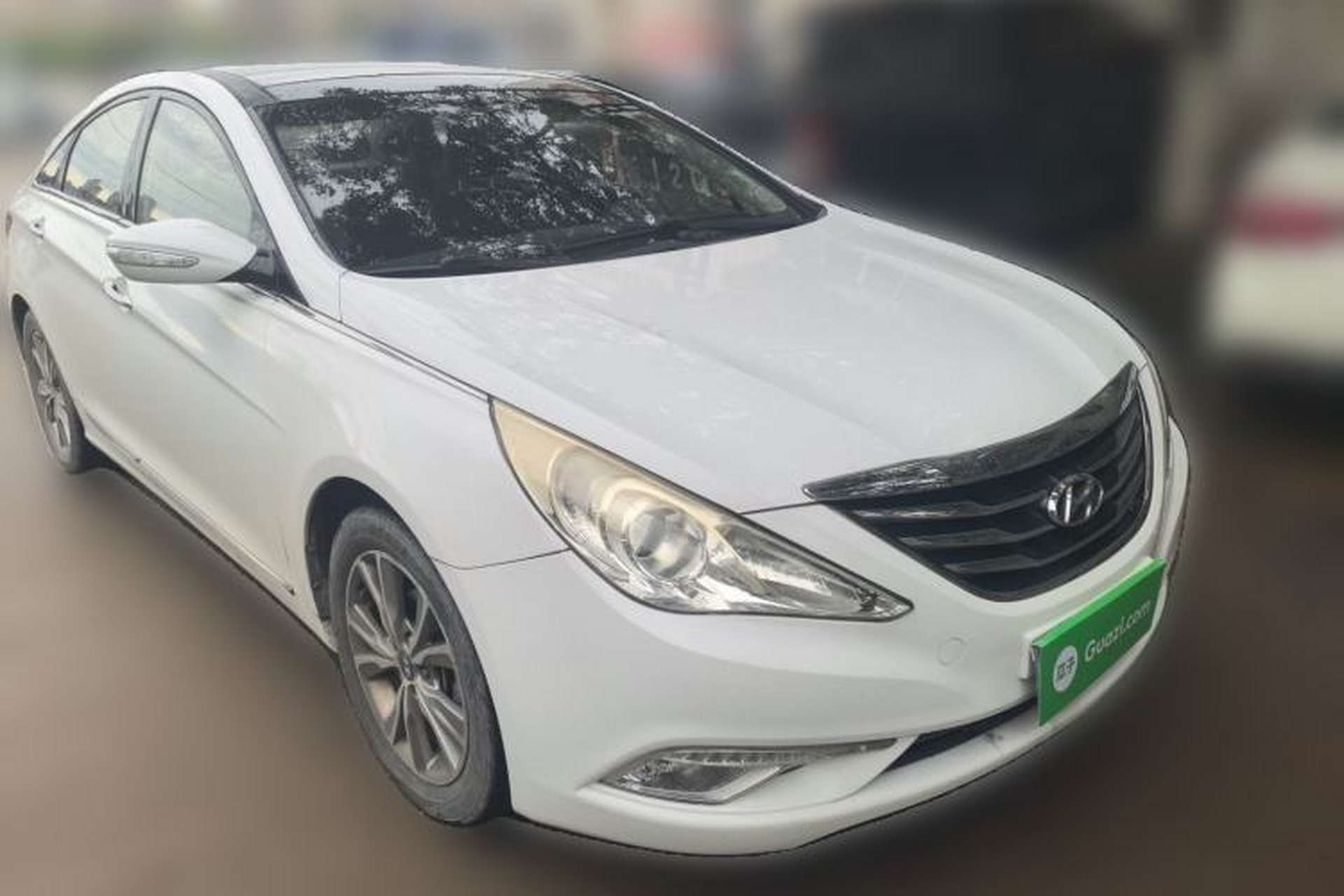 Used Hyundai Sonata 2013 2.4L Automatic Leading Edition China IV Standard Front Right 45 Deg