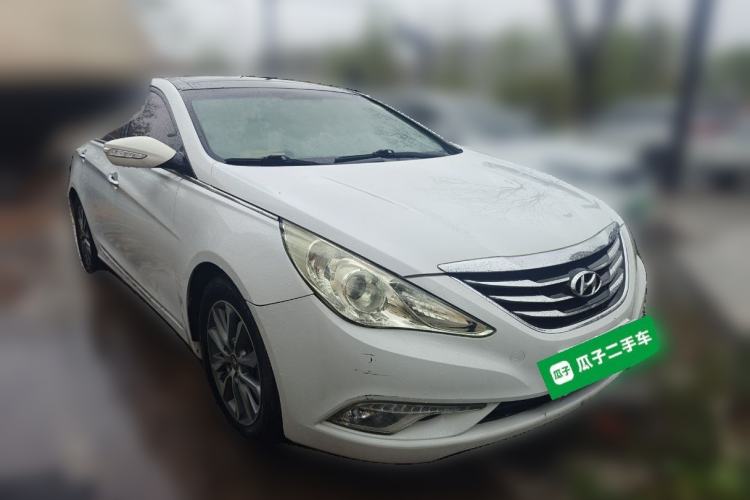 Used Hyundai Sonata 2013 2.0L Automatic Luxury Edition Front Right 45 Deg